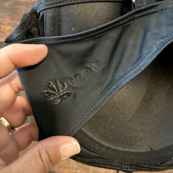 Hapari bikini swim top in black - Picture 3 of 4